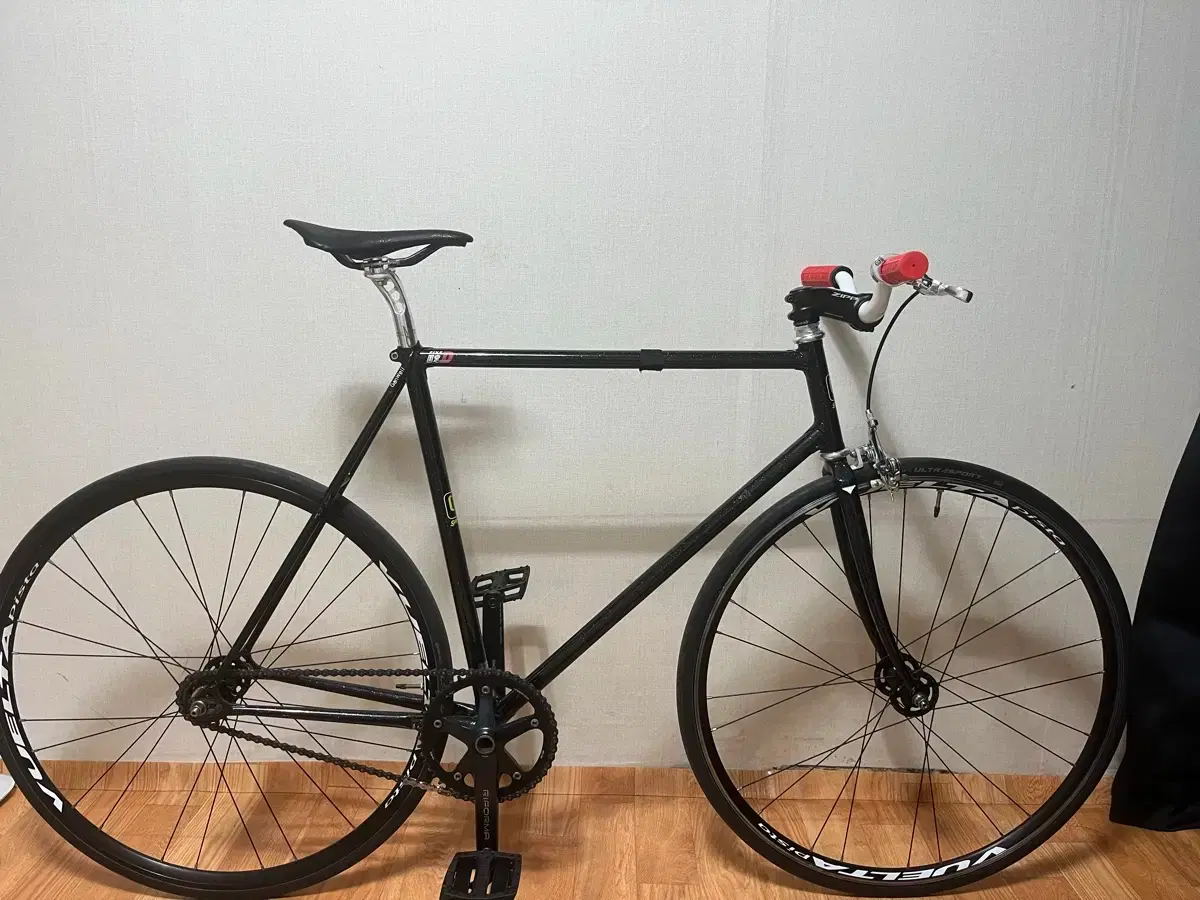 361947399_1_1760175578_w{res}.